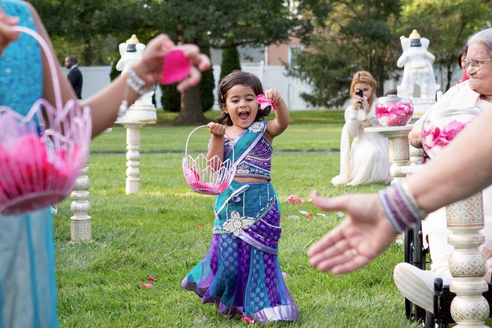 A very excited flower girl