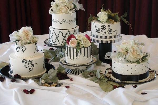 Black and White Cake Grouping