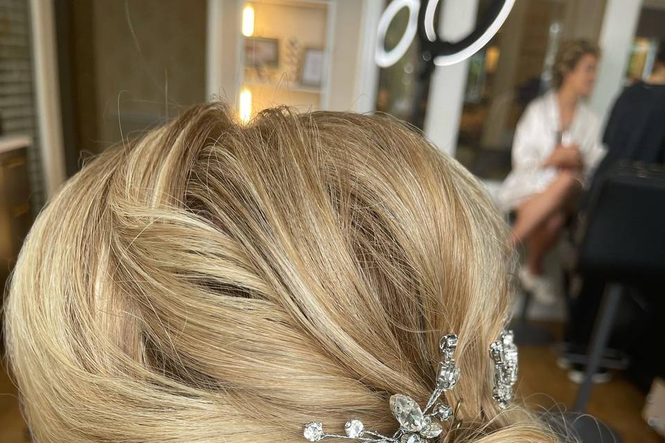 Bridal hair