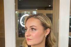 Bridal hair and makeup