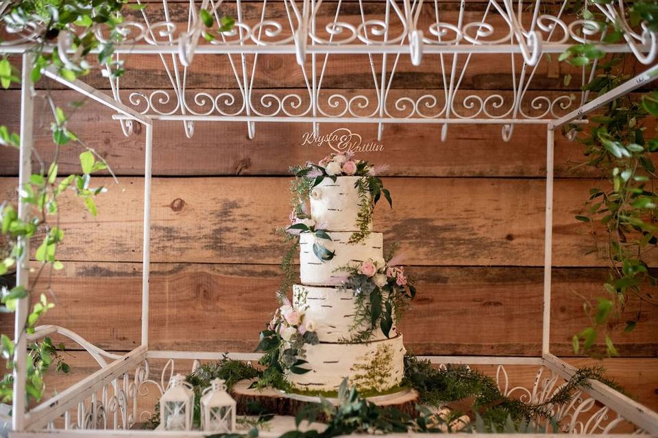 Wagon cart cake display