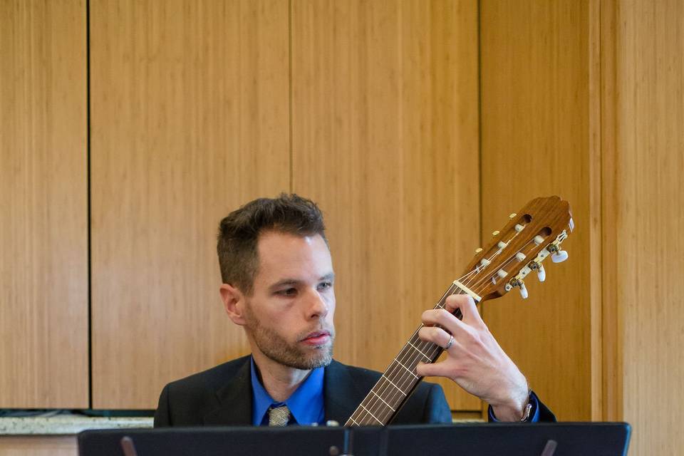 Andy Lemaire, Classical Guitarist