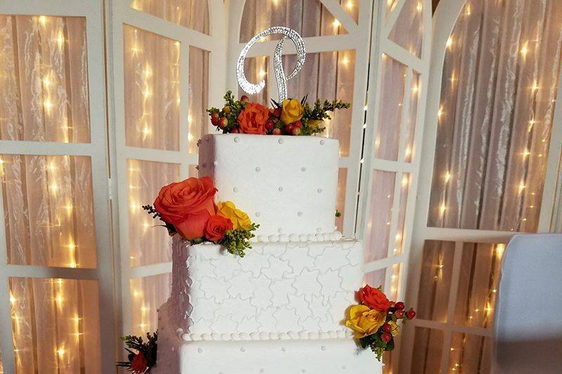 Buttercream square wedding cake