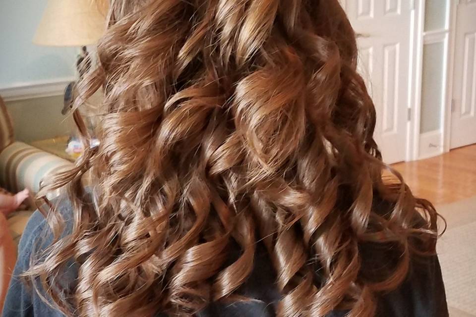 Curly wedding hair