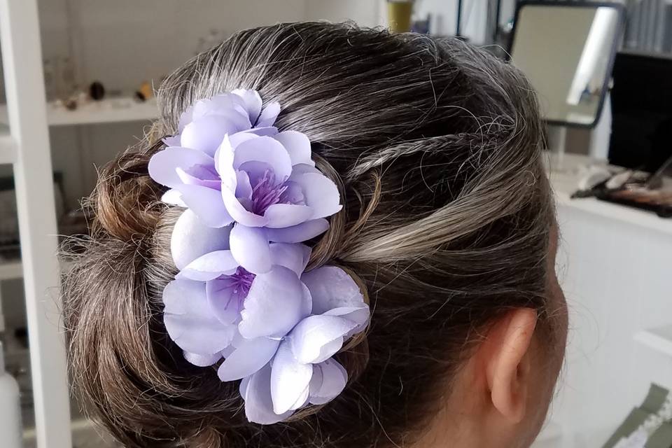 Lilac affair bridal hair