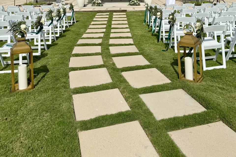 Outdoor ceremony