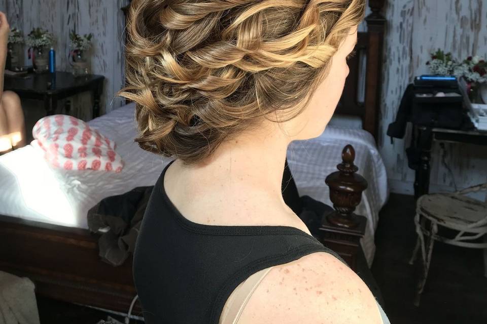 Hair & Makeup by Jennifer Monzon