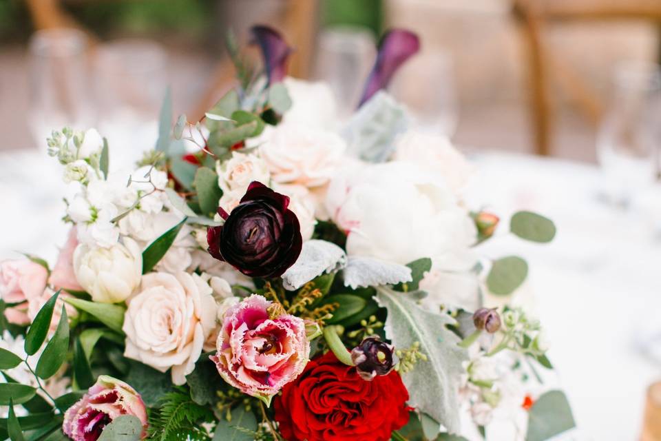 Floral centerpiece