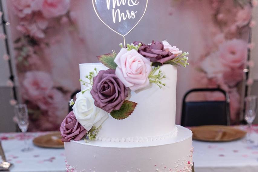 Beautiful wedding cake