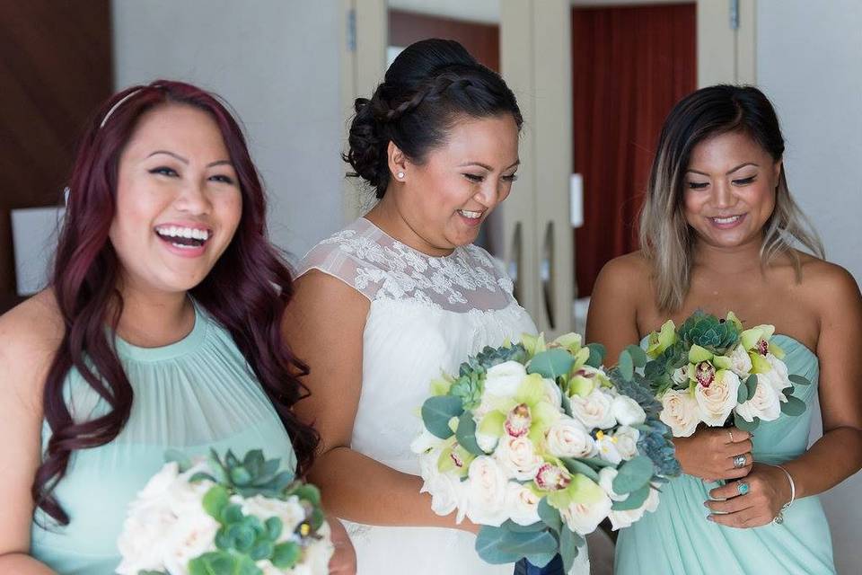 Bride & bridesmaids