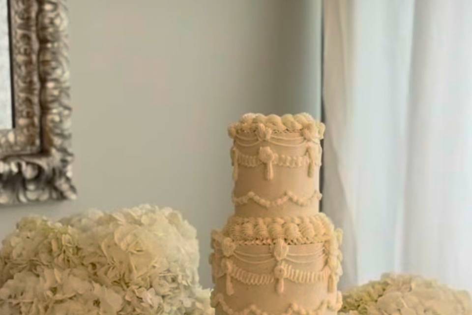 Vintage Wedding Cake
