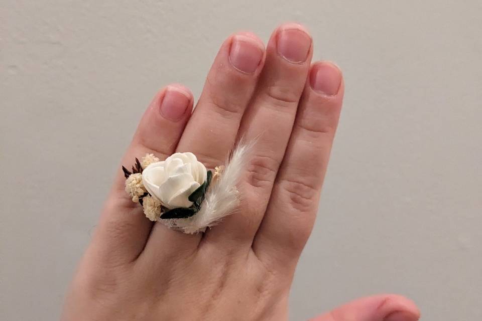 Floral ring