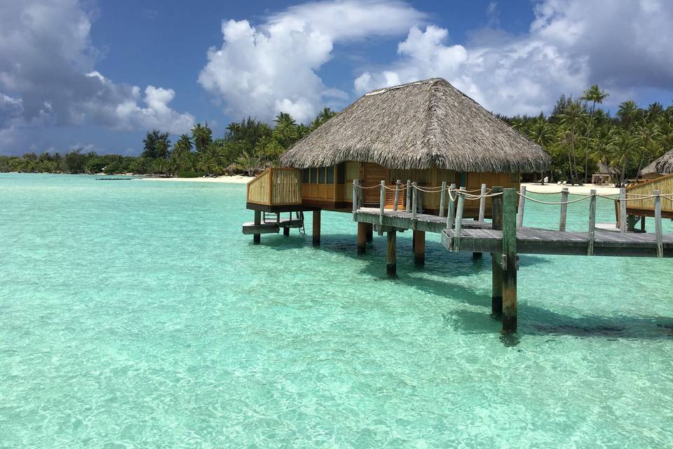 Privacy in Tahiti