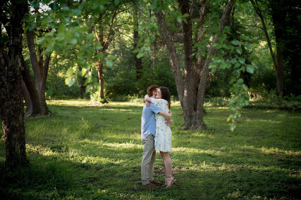 Forest engagement - Carrie Lilly Photography