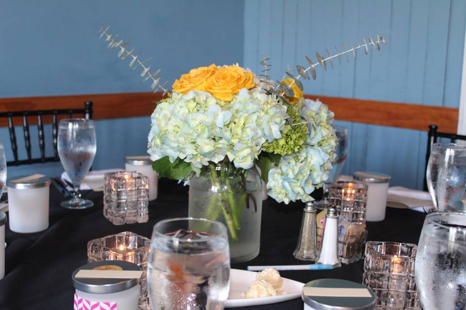 Table centerpiece