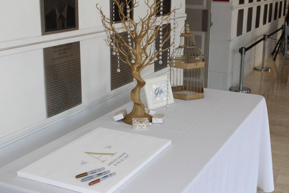 Guest book table