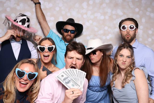 Happy Clicks Photo Booth
