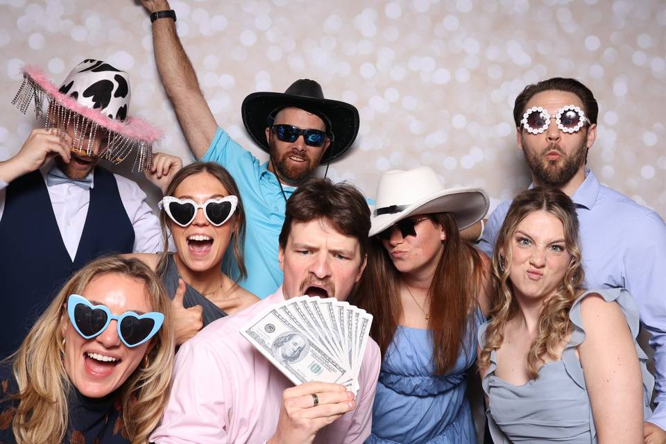 Happy Clicks Photo Booth