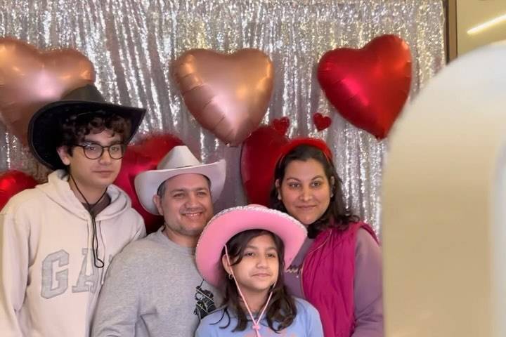 Happy Clicks Photo Booth