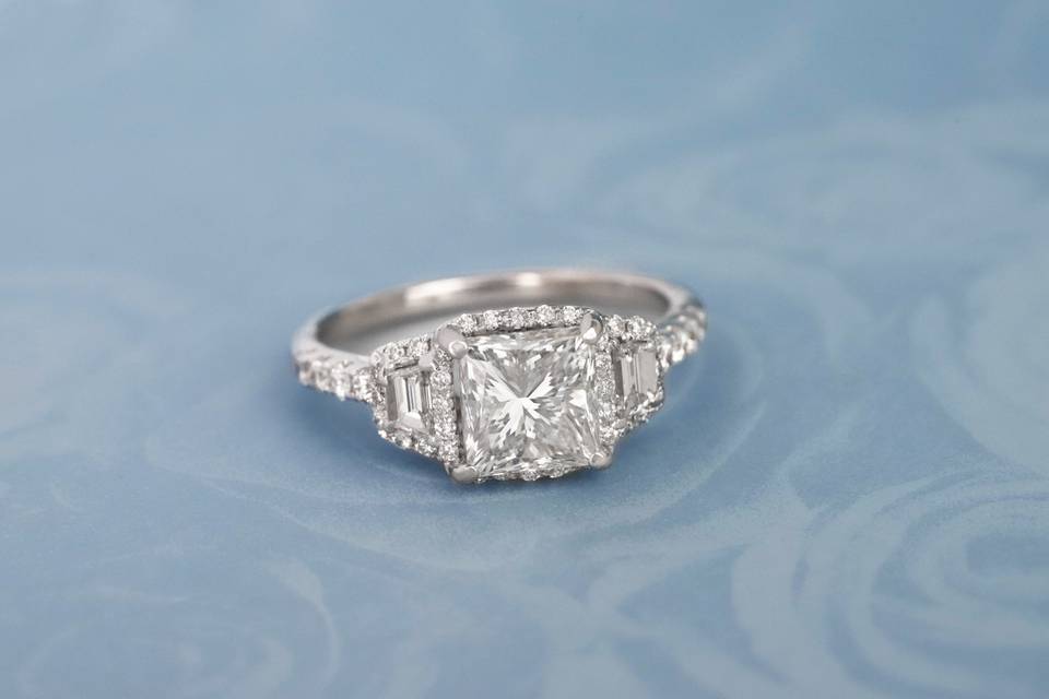 4.09ct Round Diamond Ring