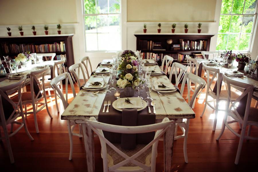 Reception table layout