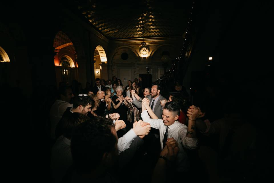 Wedding party | Photo by Wilde Scout Photo Co.