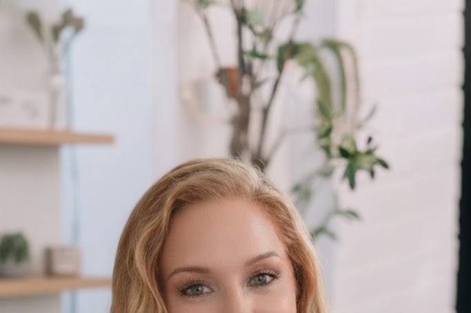 Lindsie - Coach
