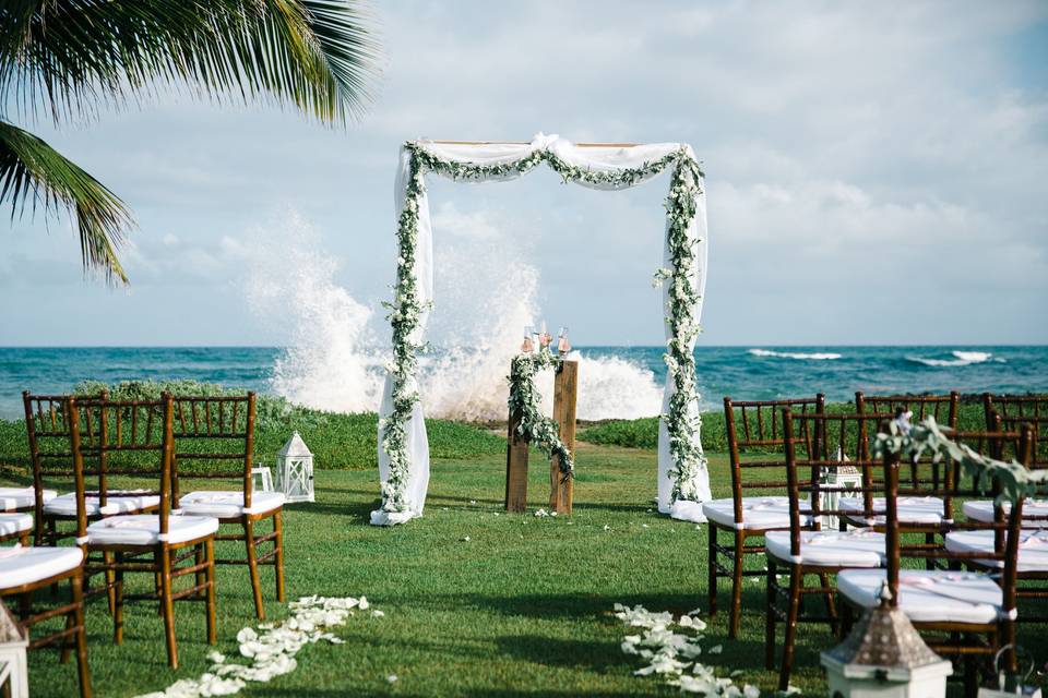 Val's Weddings
