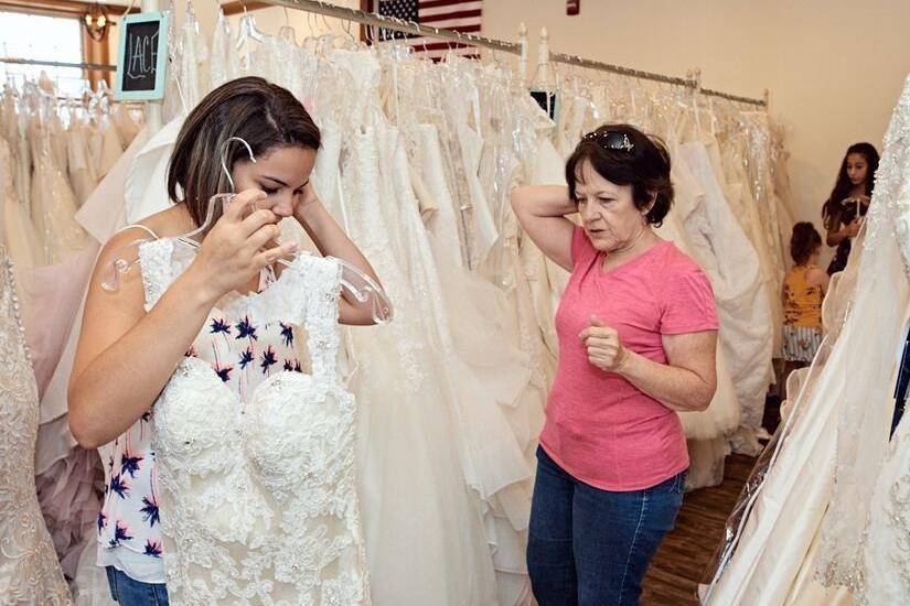 Brides Across America Outlet