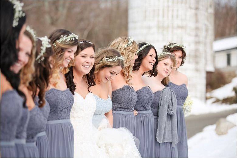 Bridal-party-winter-wedding