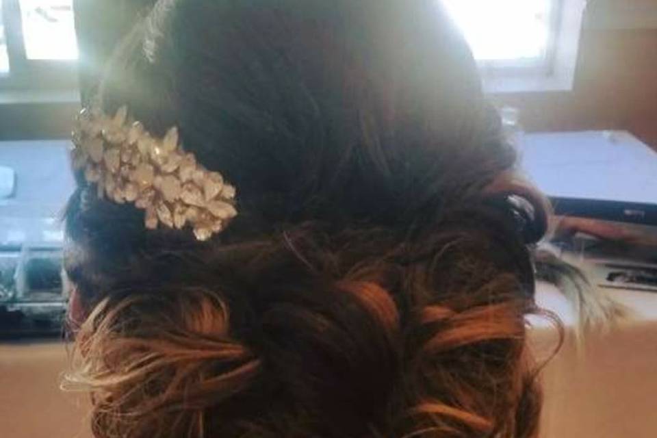 Updo and hairpin