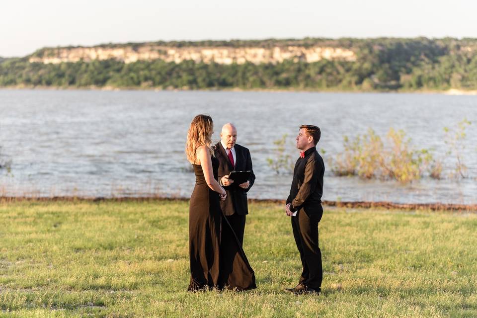 Elopement on the water