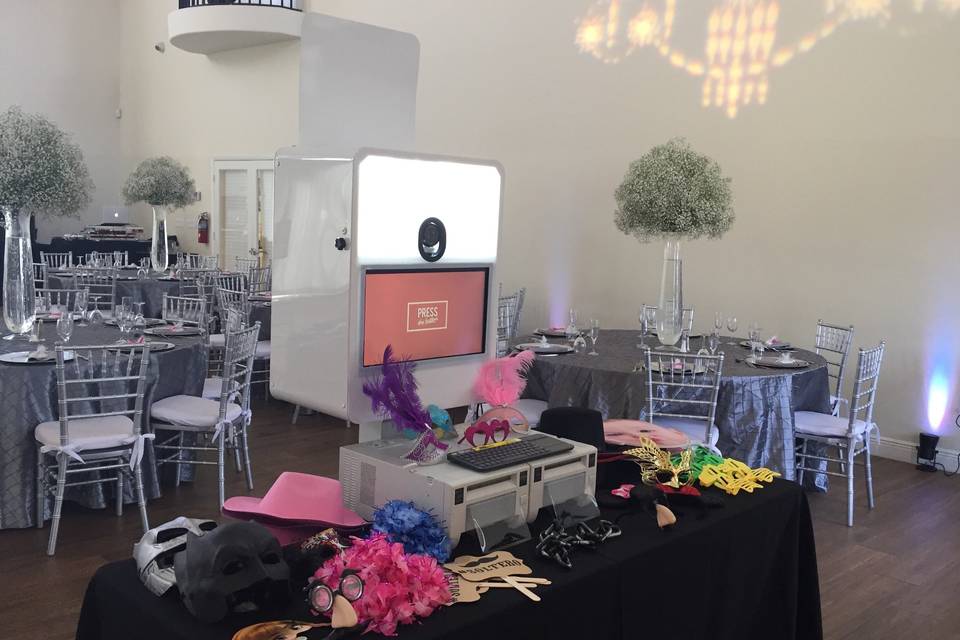 Photo booth and props