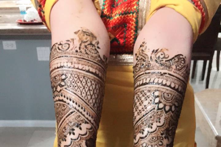 Bridal henna on hands