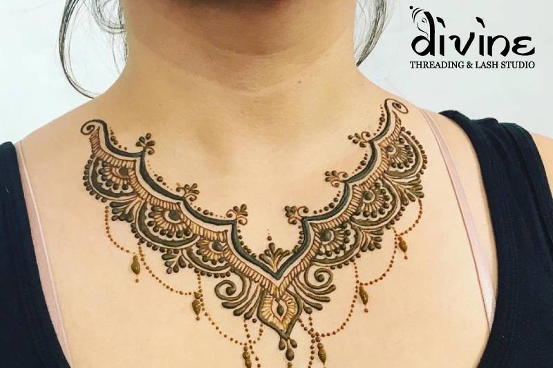 Henna tattoo necklace type