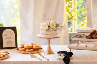 VG Donut and Bakery