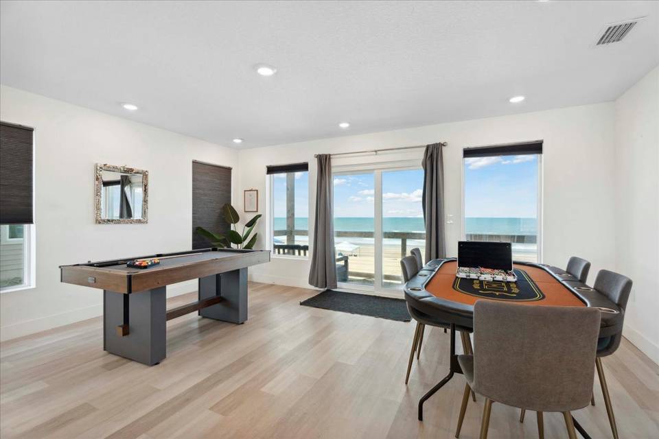 Oceanfront Entertainment Room