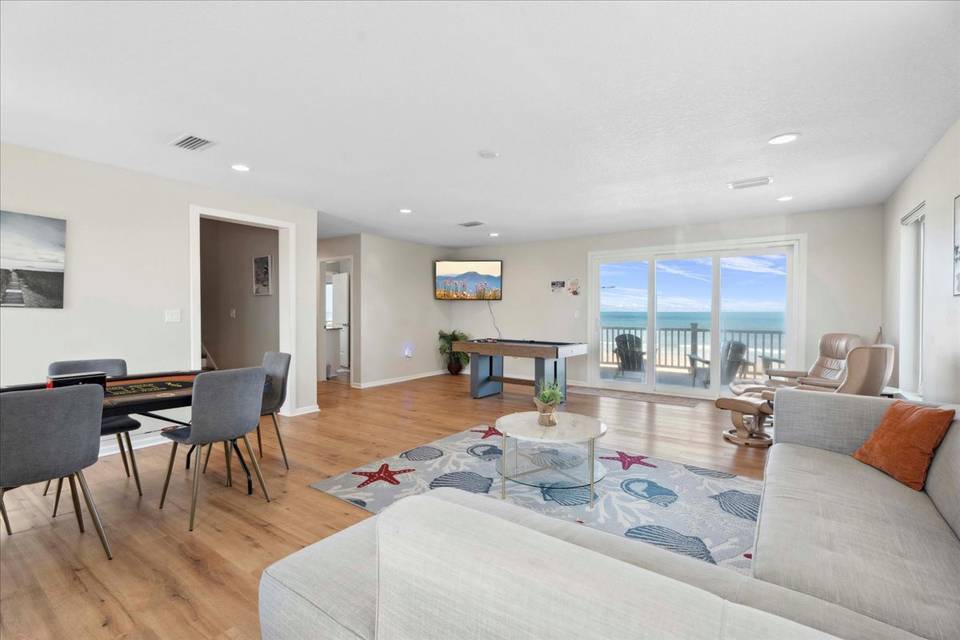 Oceanfront Entertainment Room