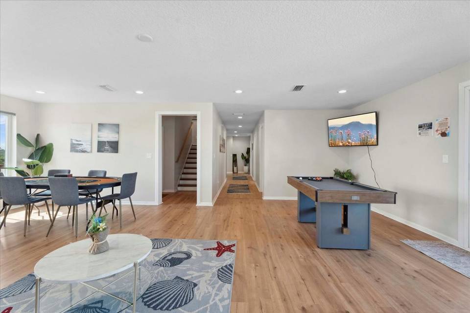 Oceanfront Entertainment Room