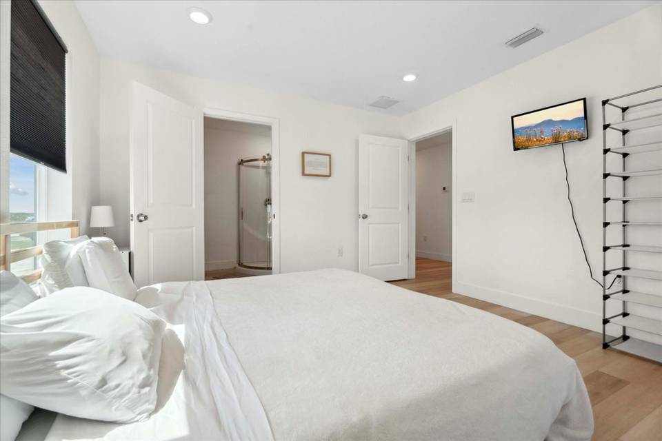 Spacious Bedrooms