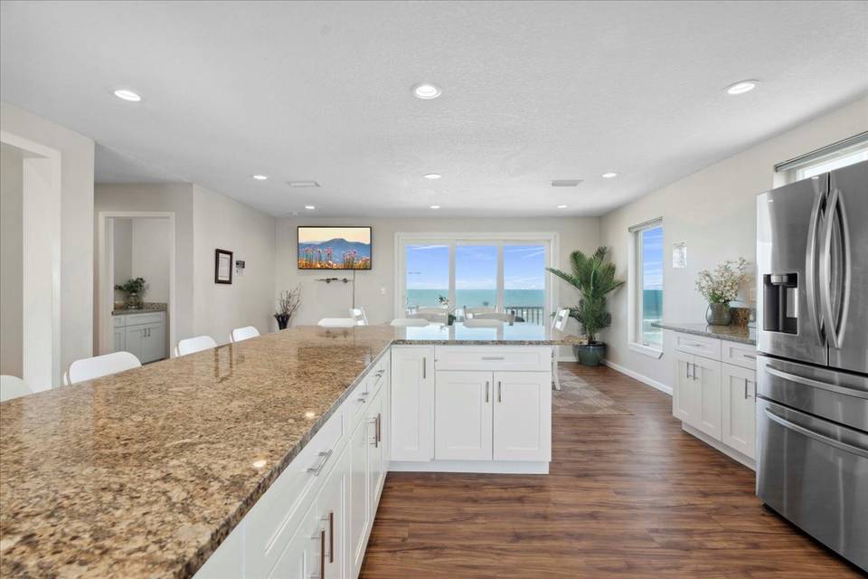 Oceanfront modern kitchen
