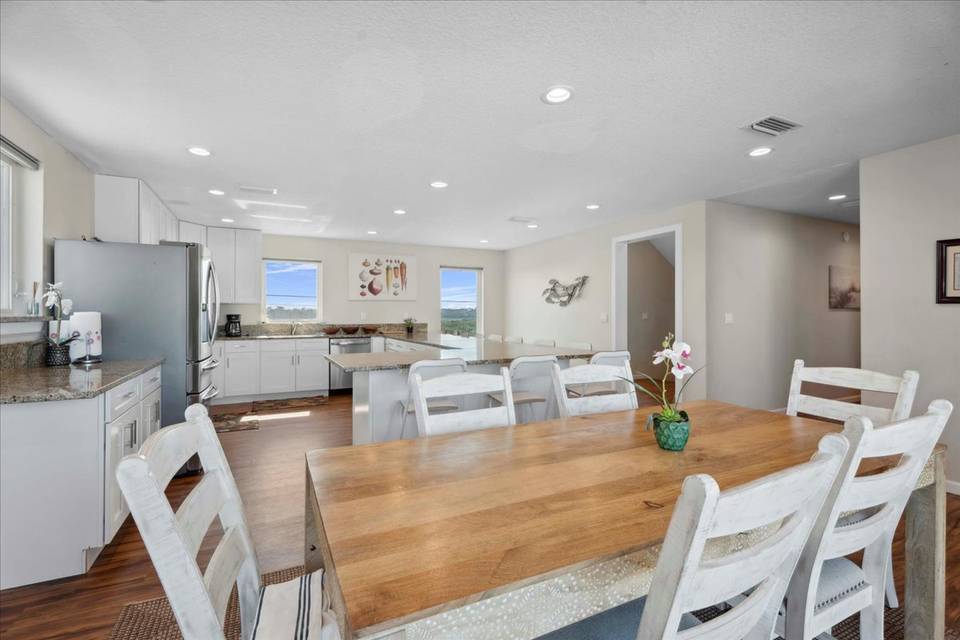Oceanfront modern kitchen