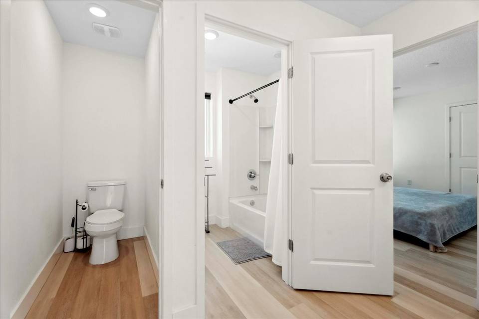 Ensuite Bathrooms