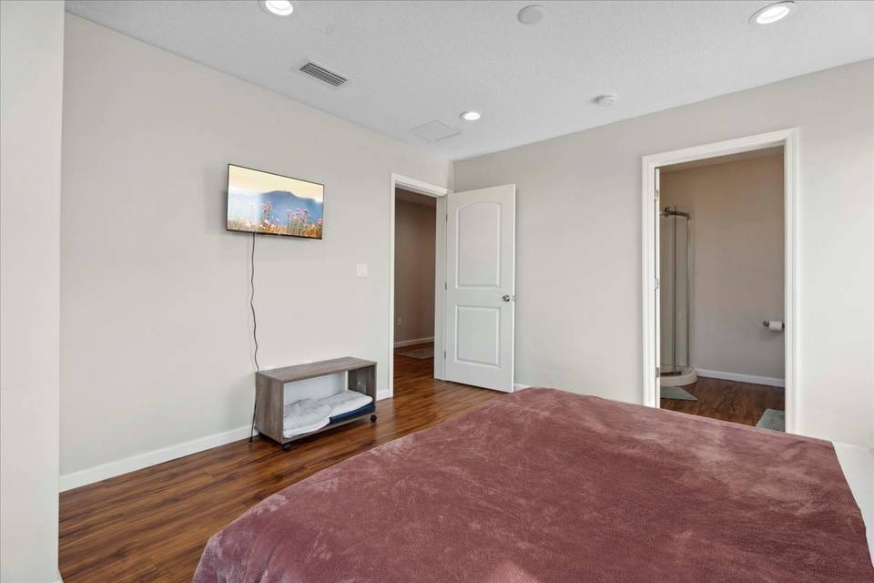 Spacious Oceanfront Bedrooms
