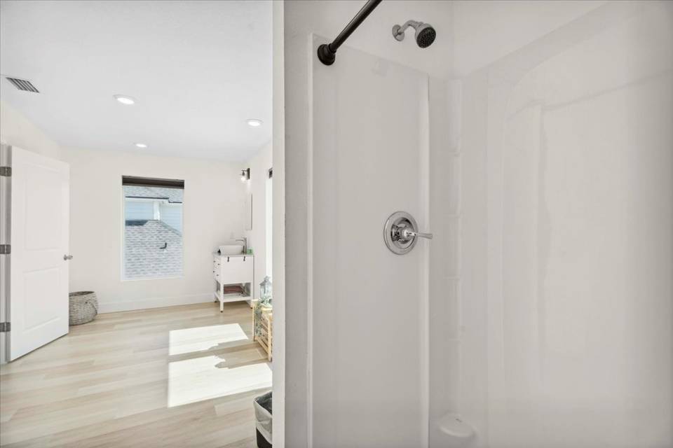 Ensuite Bathrooms