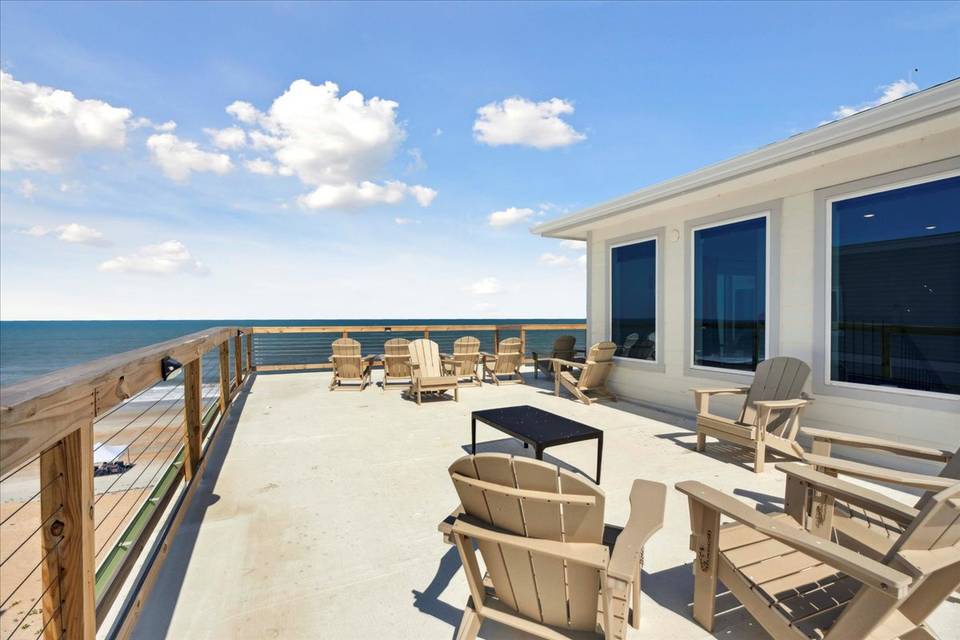 Oceanfront Rooftop patio