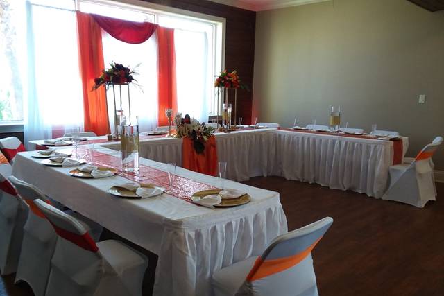 Main wedding party table