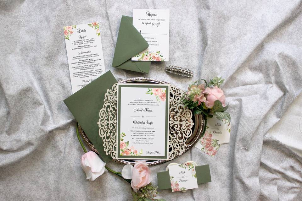 Floral invitation set