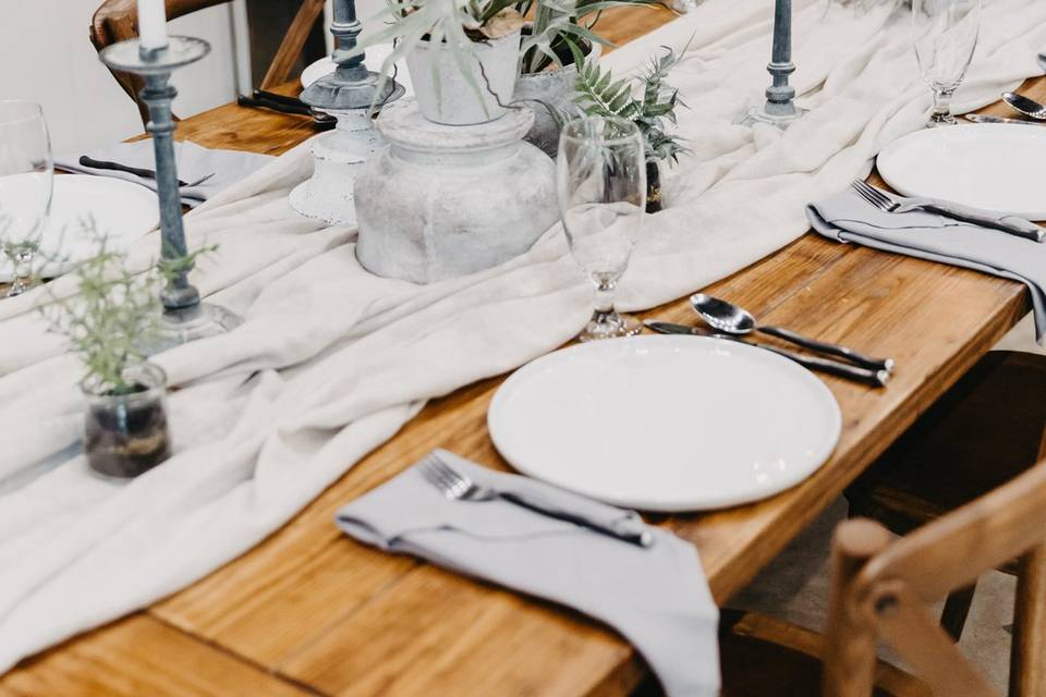 Elegant table setting