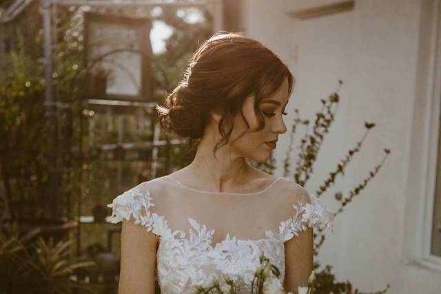 Low updo bun